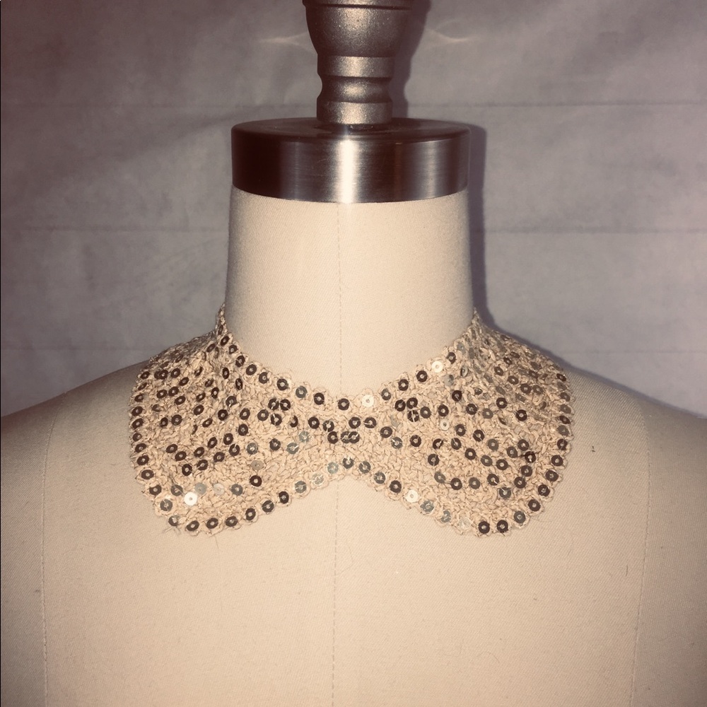 PETER PAN CHOKER NECKLACE - Picture 1 of 4